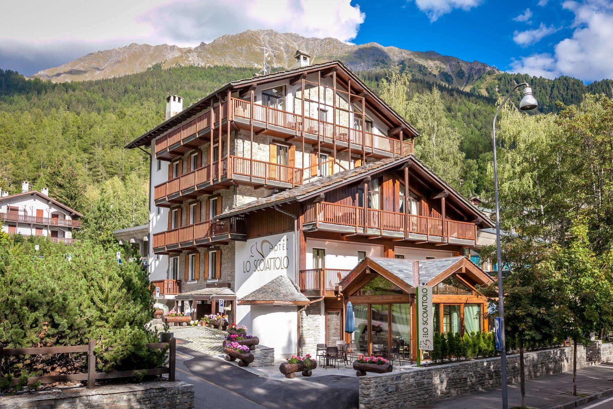 Hotel Lo Scoiattolo Courmayeur Luaran gambar